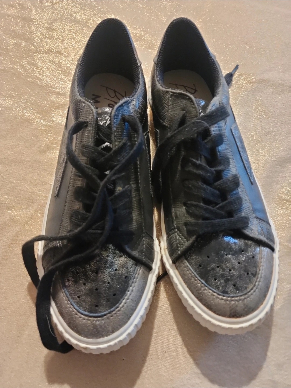 Women’s Black Glitter Lace-Up Sneakers